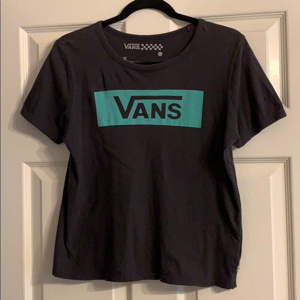 🌞 3/$20 Vans Tee